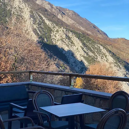 Bujtina Cupa 3* Klos