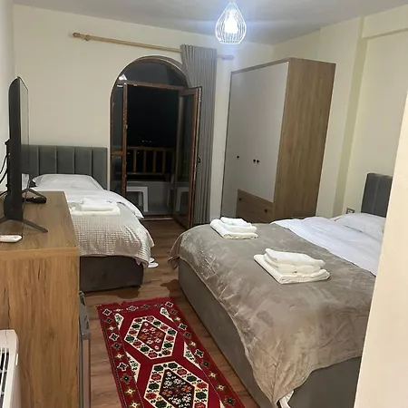 Bujtina çupa 3* Klos