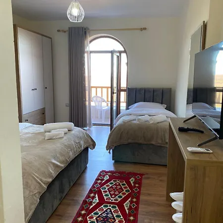 Bujtina Cupa بيت ضيافة Klos